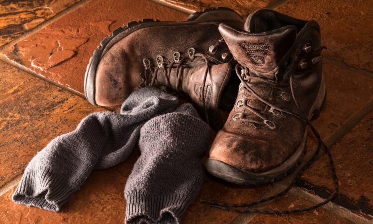 What to Wear for Gorilla Trekking in Rwanda - Essential Guide